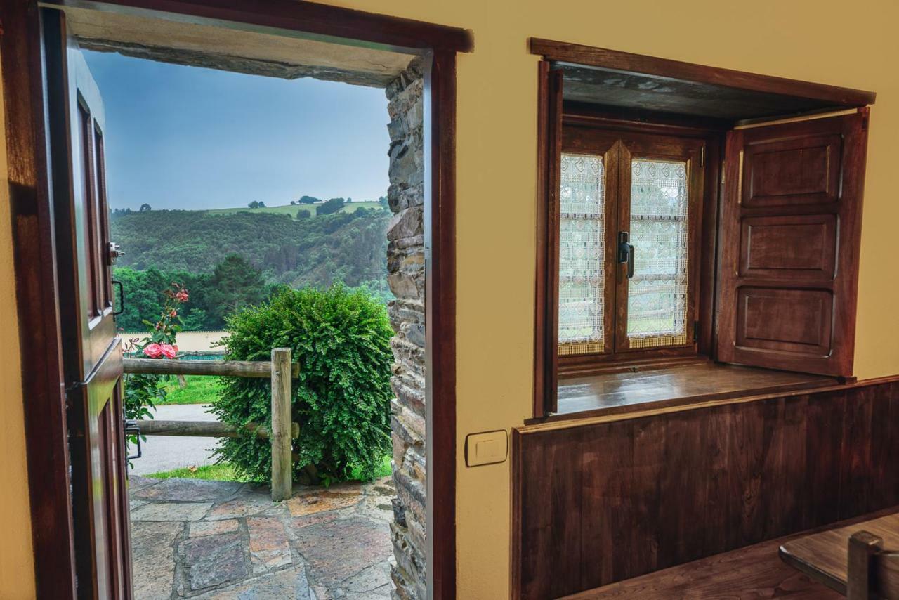 Apartamentos Rurales Casa Riveras Santa Eulalia de Oscos Kültér fotó