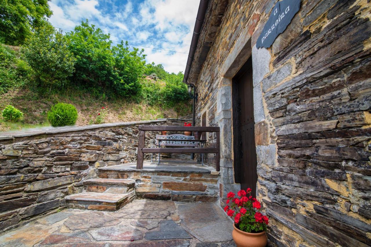 Apartamentos Rurales Casa Riveras Santa Eulalia de Oscos Kültér fotó